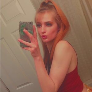 Meet your Posher, Taylar